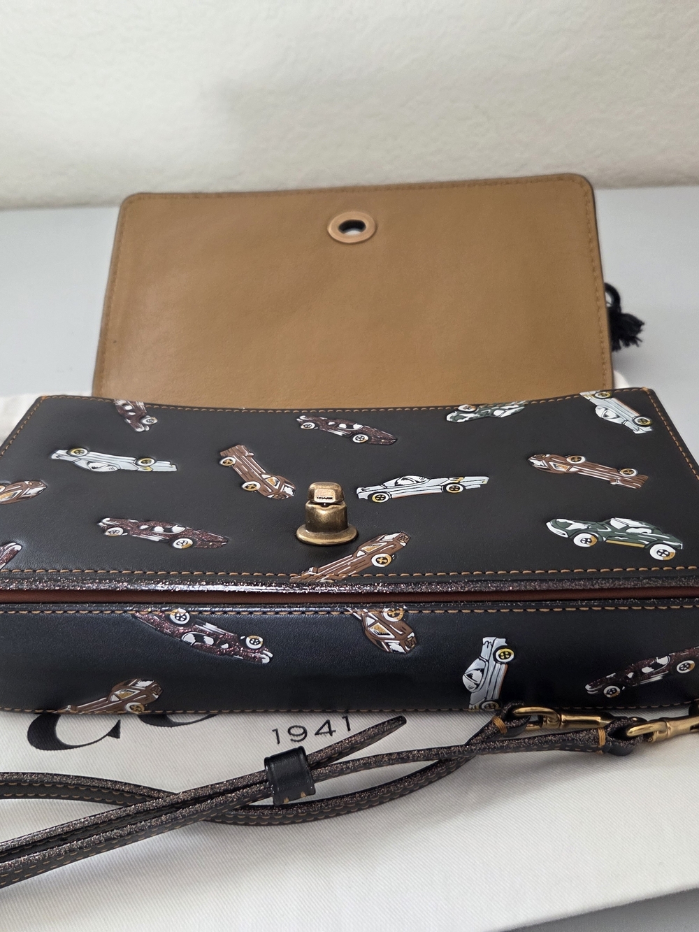 Coach 1941 Car Print Dinky Bag Limited Edition - Picture 4 of 13